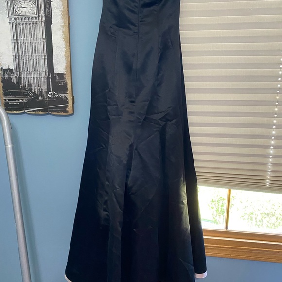 Jessica McClintock Dress / Open shoulder Gorgeous Prom dress - Picture 13 of 13